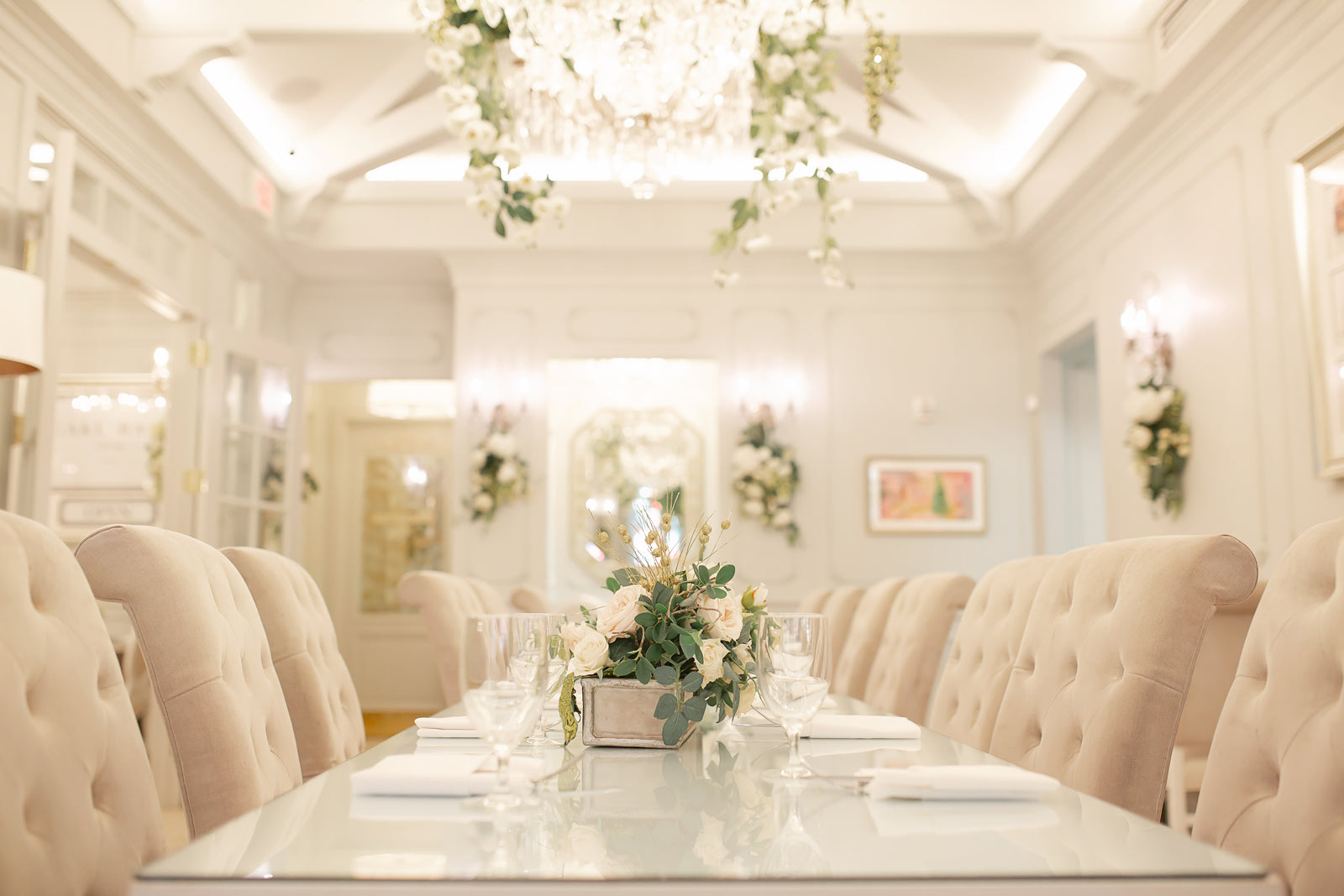 Large Table Reservation