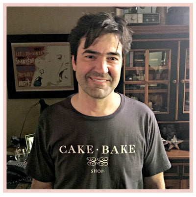Actor Ron Livingston Wears Cake Bake In TV Comedy Series