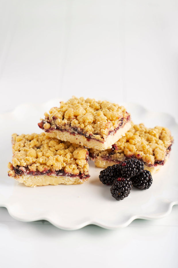 Blackberry Jam Crumble Bar