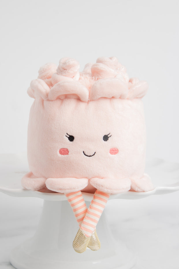 Pixie Cake Doll® Red Velvet