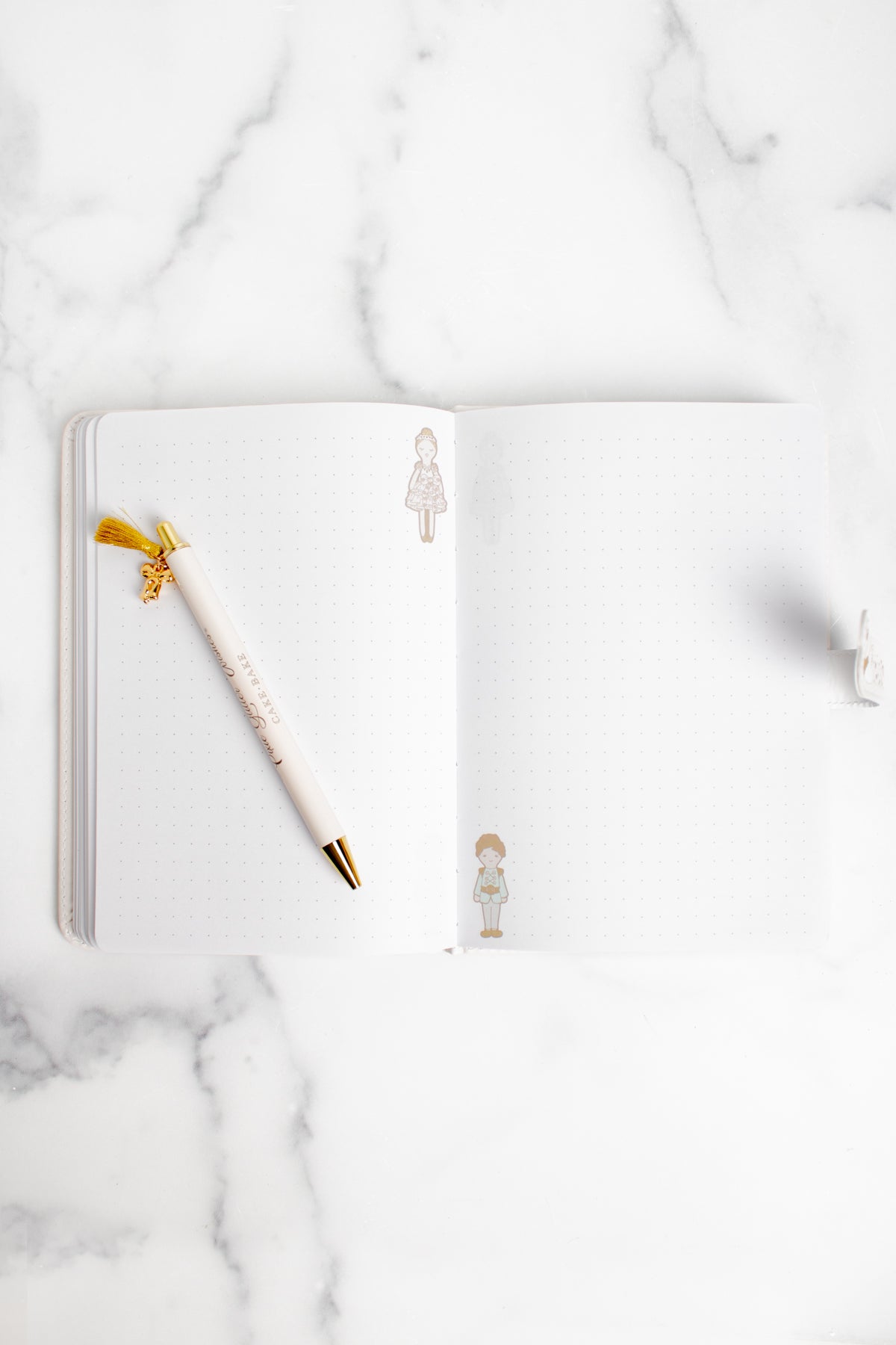 Cakeland Notebook And Pen – The Cake Bake Shop®