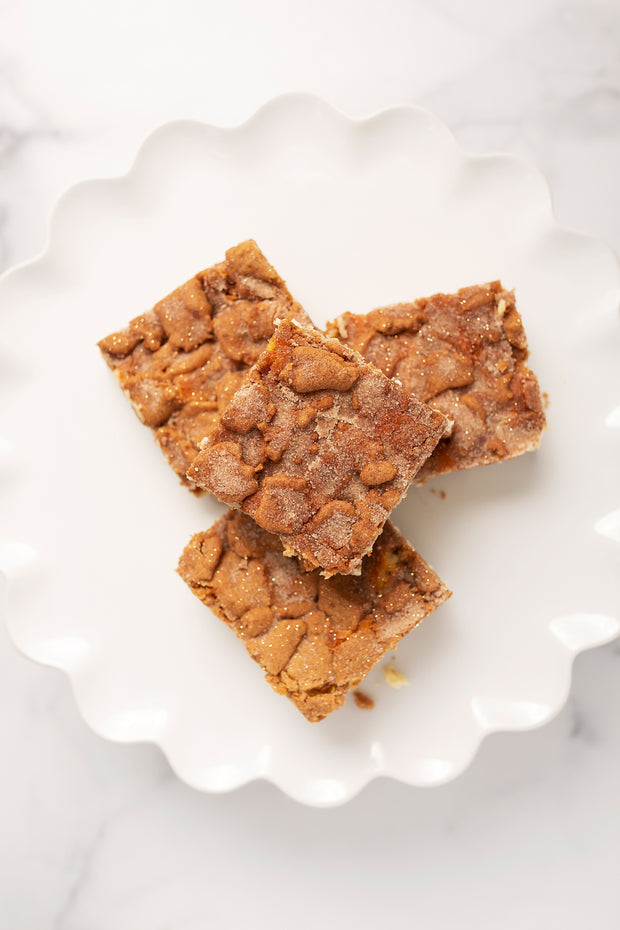 Snickerdoodle Cheesecake Bars